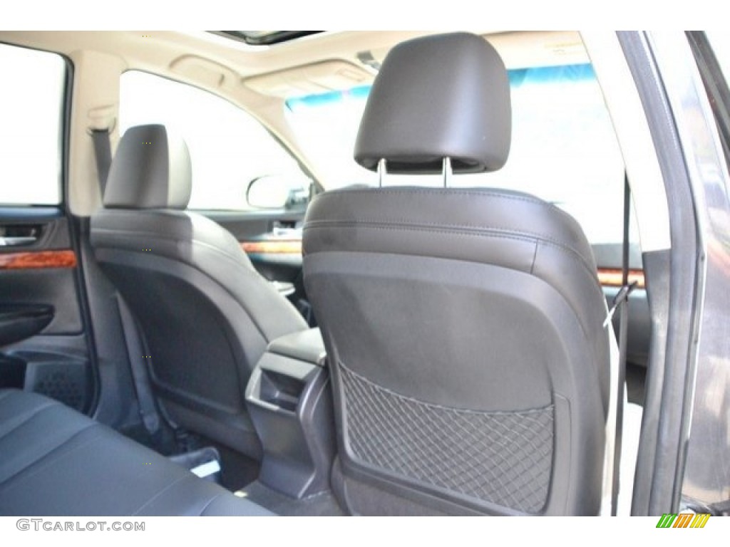 2011 Outback 3.6R Limited Wagon - Graphite Gray Metallic / Off Black photo #20