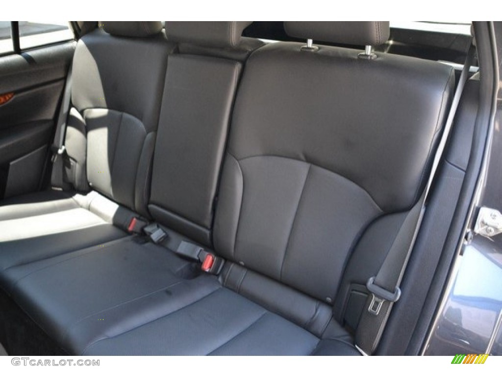 2011 Outback 3.6R Limited Wagon - Graphite Gray Metallic / Off Black photo #21