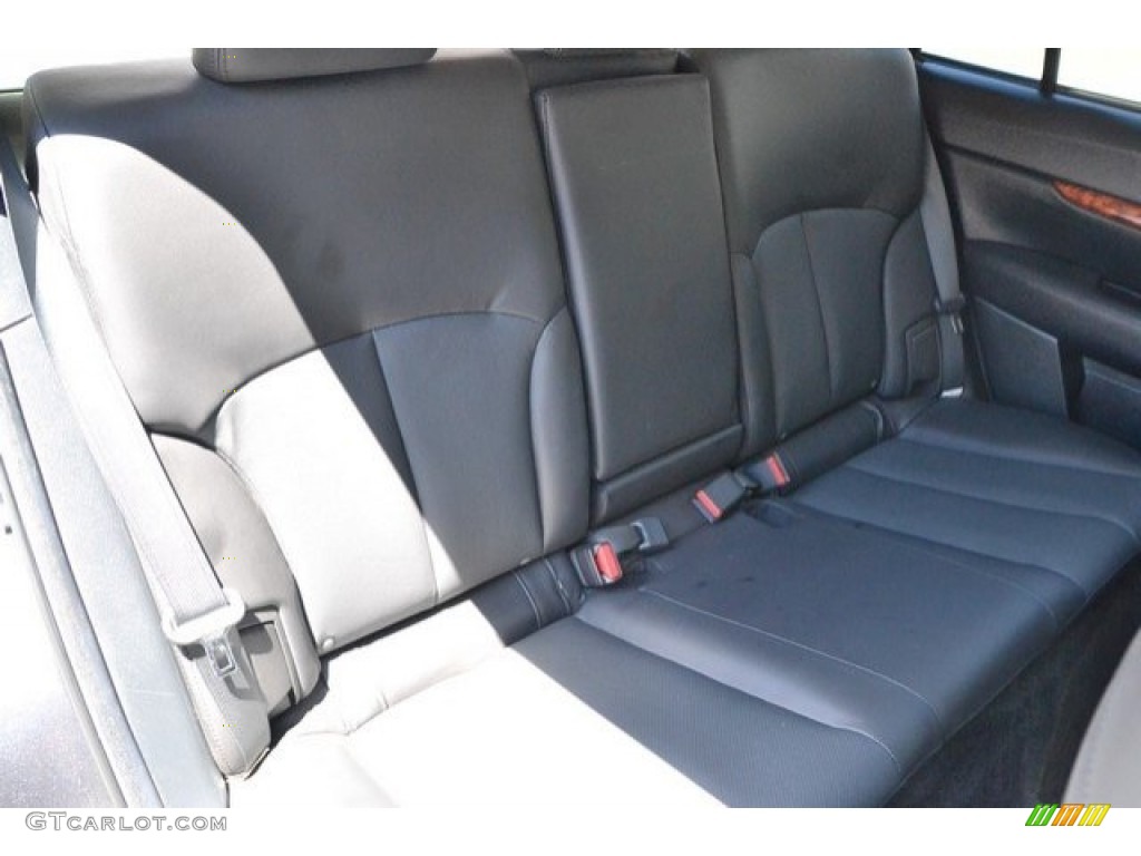 2011 Outback 3.6R Limited Wagon - Graphite Gray Metallic / Off Black photo #22