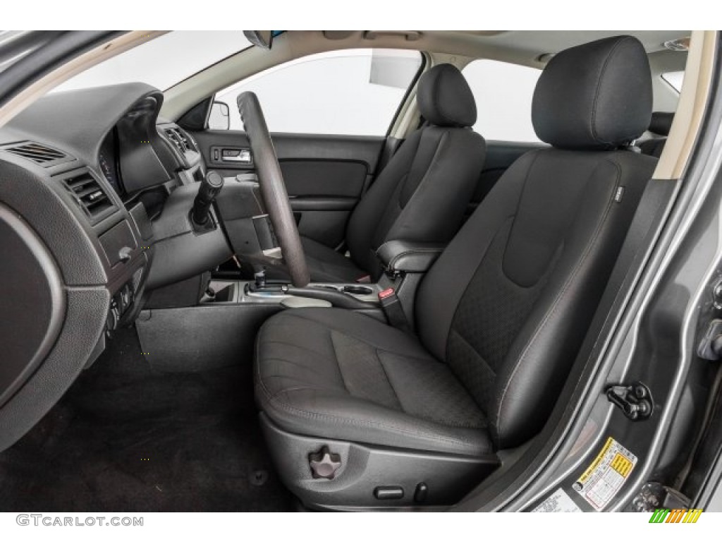 2012 Fusion SE - Sterling Grey Metallic / Charcoal Black photo #15