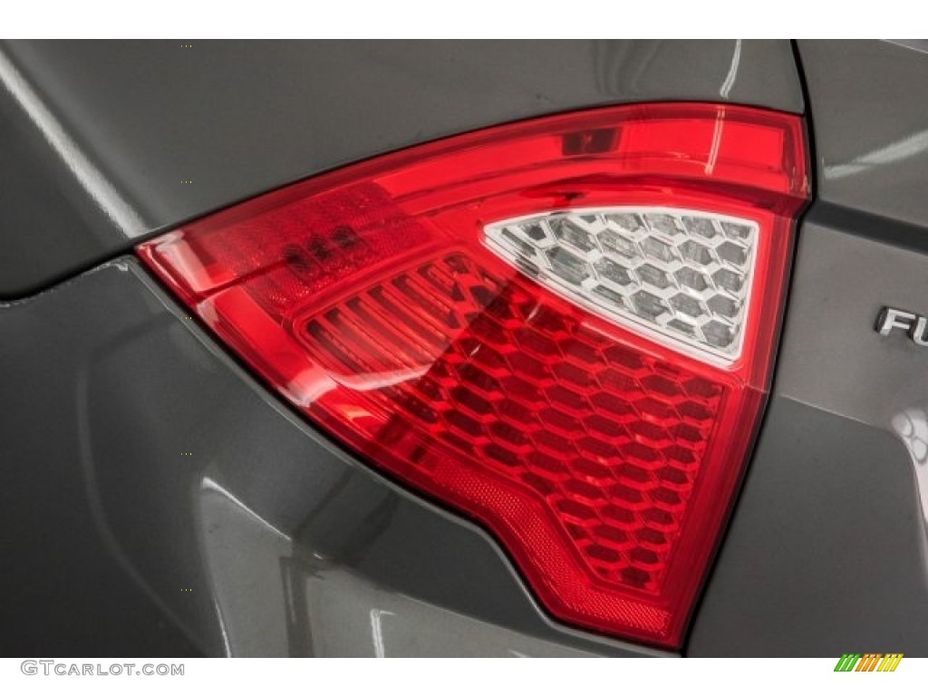 2012 Fusion SE - Sterling Grey Metallic / Charcoal Black photo #24