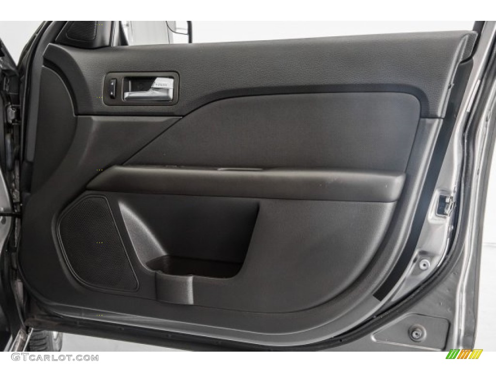 2012 Fusion SE - Sterling Grey Metallic / Charcoal Black photo #28