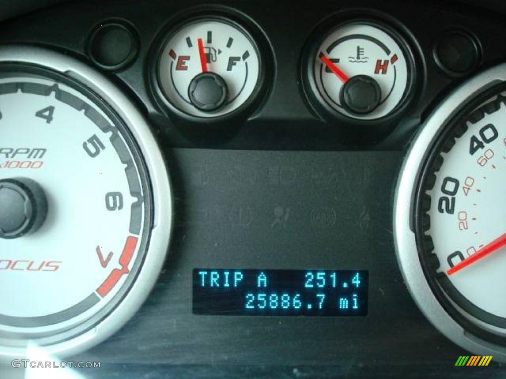 2008 Focus SES Coupe - Black / Medium Stone photo #20