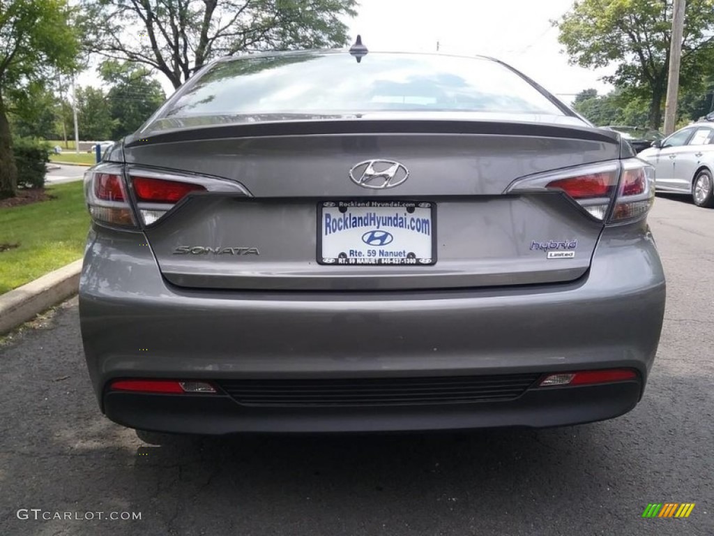 2017 Sonata Limited Hybrid - Pewter Gray Metallic / Gray photo #2