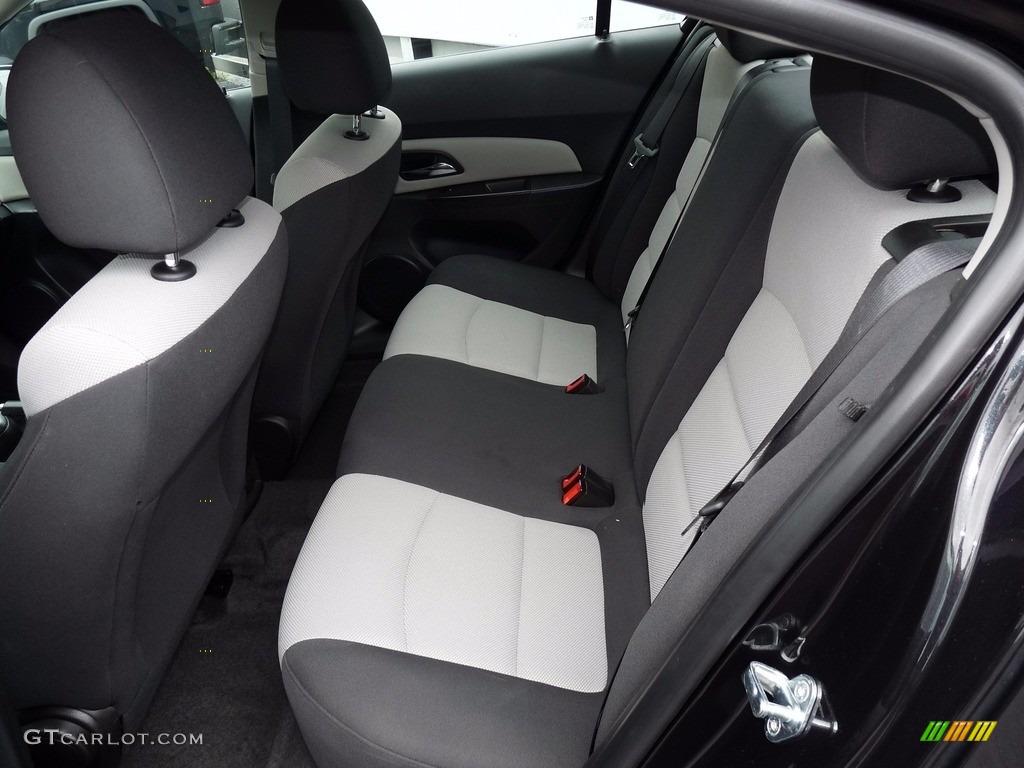 2015 Cruze LS - Black Granite Metallic / Jet Black/Medium Titanium photo #8
