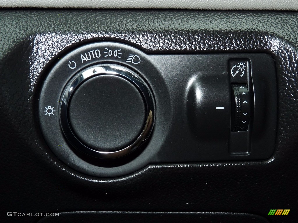 2015 Cruze LS - Black Granite Metallic / Jet Black/Medium Titanium photo #11