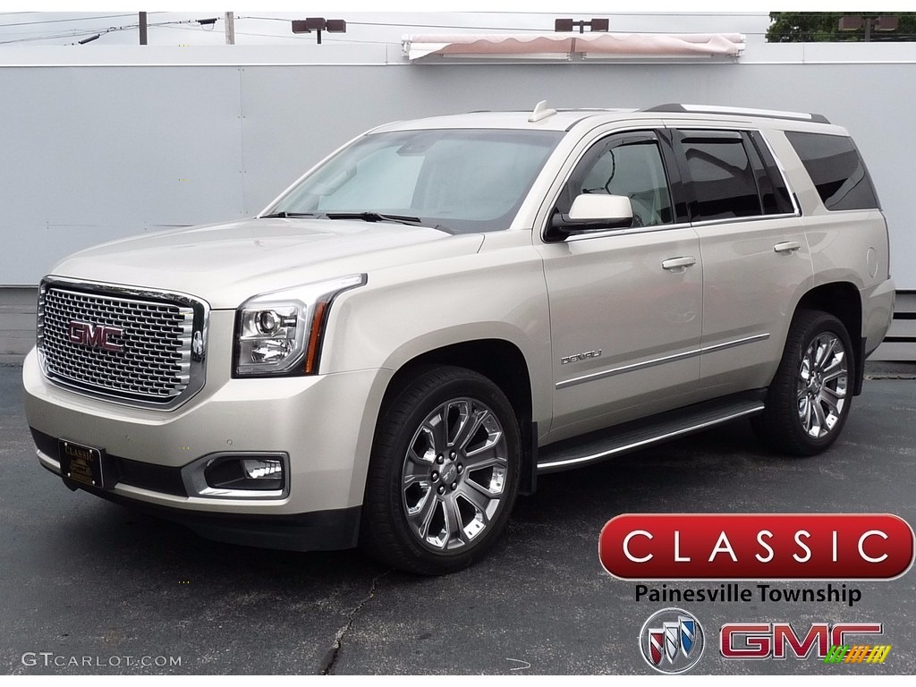 2015 Yukon Denali 4WD - Champagne Silver Metallic / Denali Cocoa/Shale photo #1