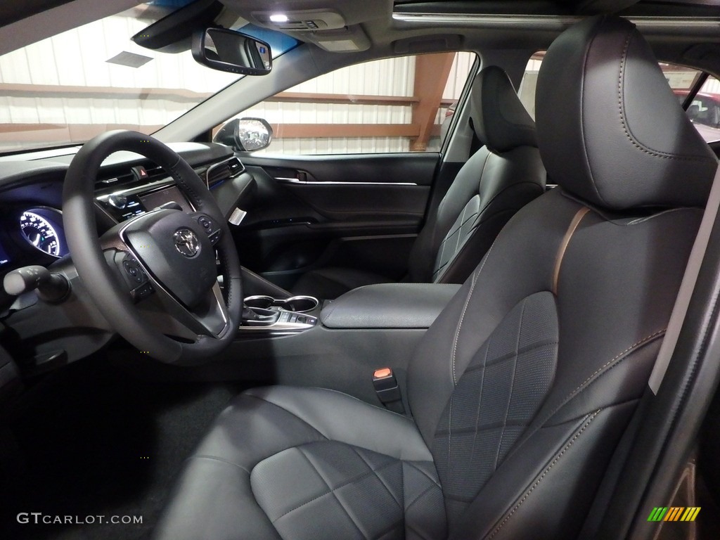 Black Interior 2018 Toyota Camry XLE Photo #121811922