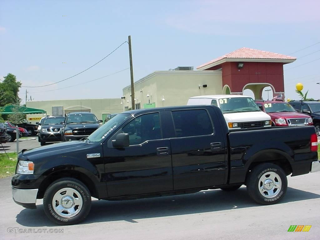 2006 F150 XLT SuperCrew - Black / Medium/Dark Flint photo #2