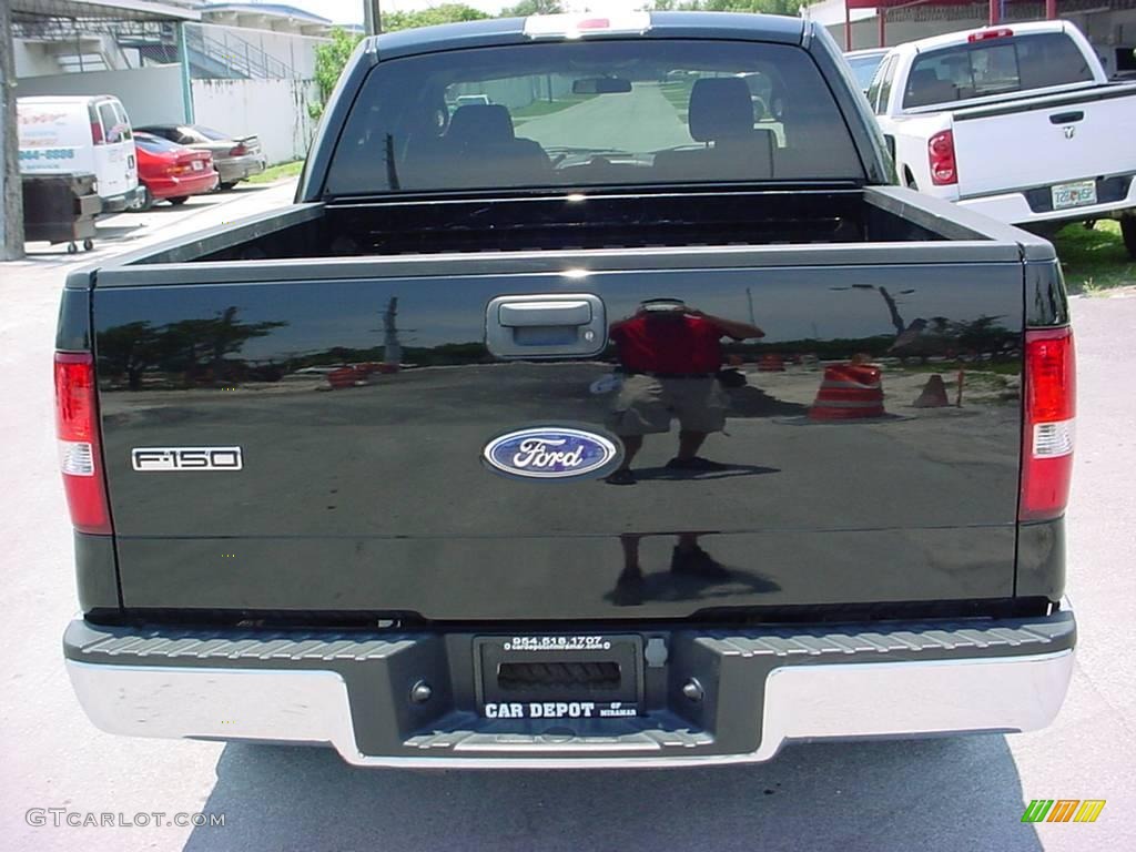 2006 F150 XLT SuperCrew - Black / Medium/Dark Flint photo #4