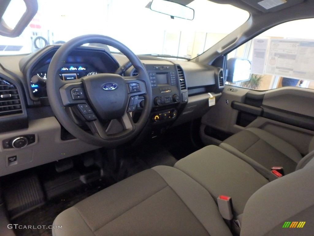 2017 F150 XL Regular Cab 4x4 - Oxford White / Earth Gray photo #7