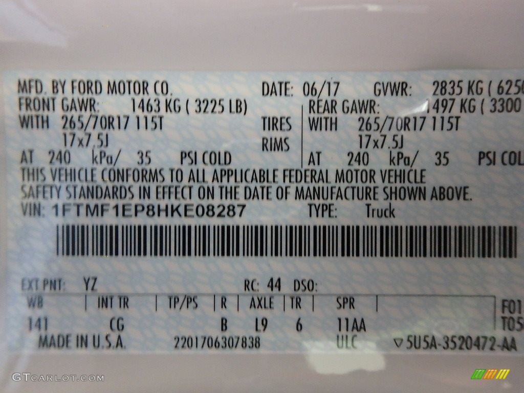 2017 F150 XL Regular Cab 4x4 - Oxford White / Earth Gray photo #10