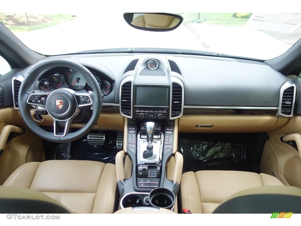 2015 Cayenne S - Carrara White Metallic / Black/Luxor Beige photo #13