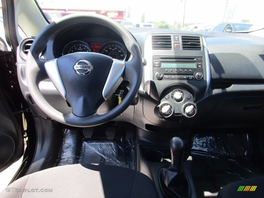 2014 Versa Note S - Super Black / Charcoal photo #9