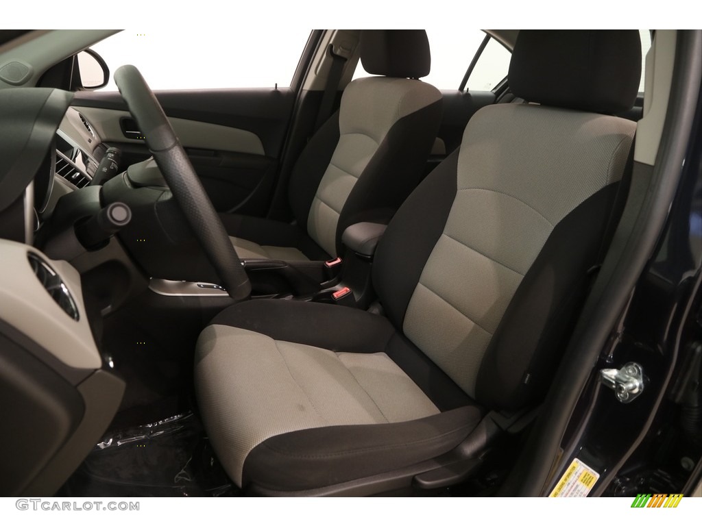 2015 Cruze LS - Blue Ray Metallic / Jet Black/Medium Titanium photo #5