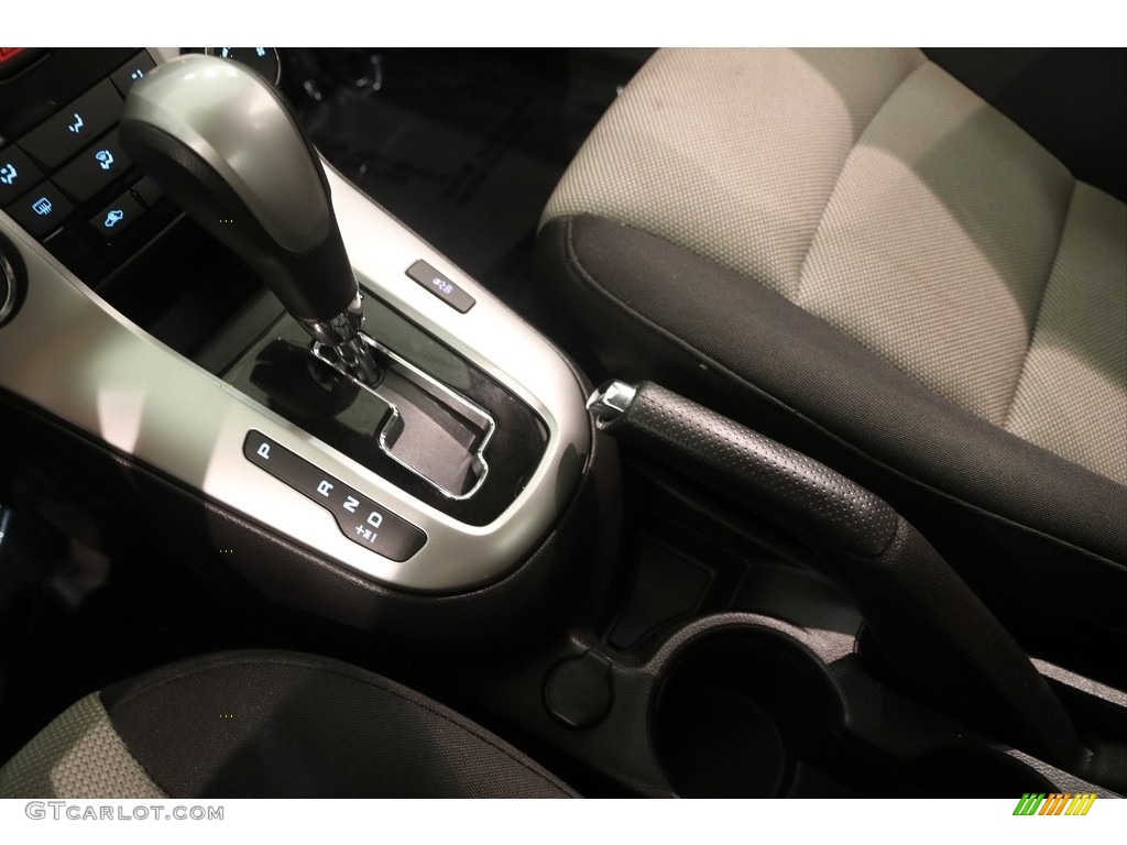 2015 Cruze LS - Blue Ray Metallic / Jet Black/Medium Titanium photo #11
