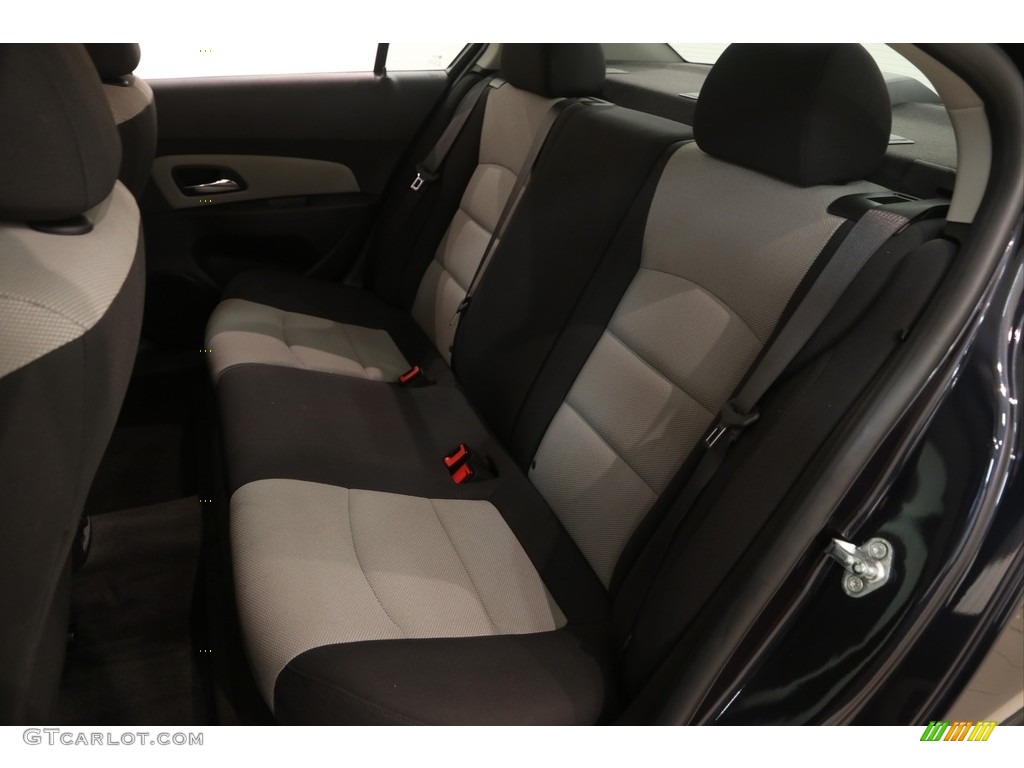 2015 Cruze LS - Blue Ray Metallic / Jet Black/Medium Titanium photo #14