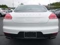 White - Panamera 4 Photo No. 7