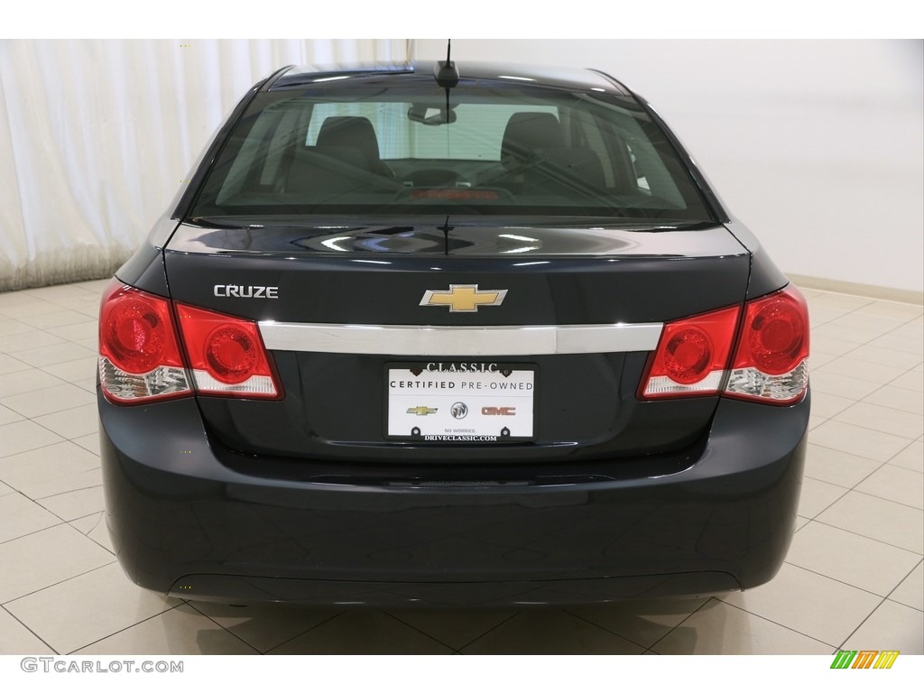 2015 Cruze LS - Blue Ray Metallic / Jet Black/Medium Titanium photo #15