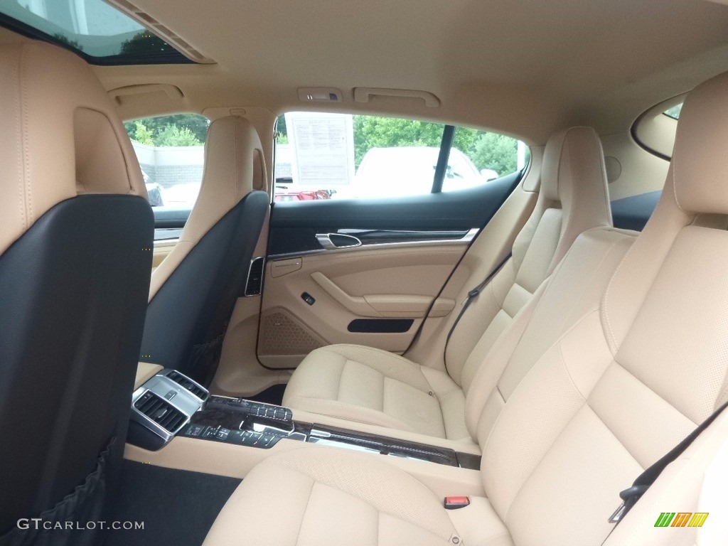 2015 Porsche Panamera 4 Rear Seat Photo #121819408
