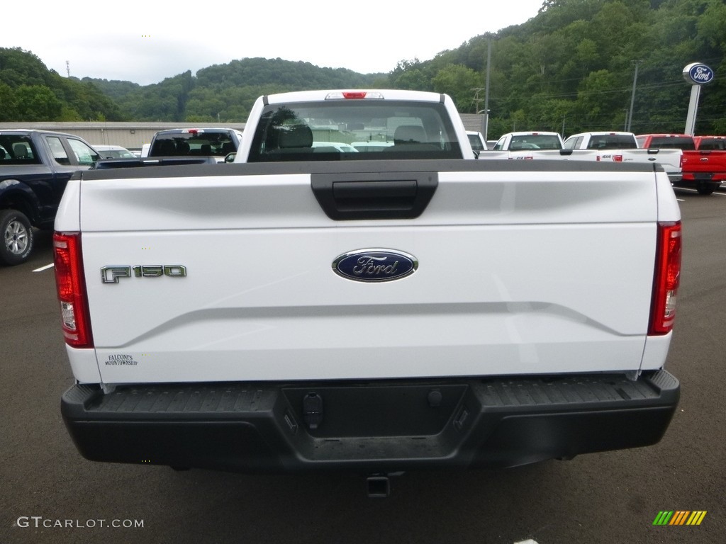 2017 F150 XL Regular Cab 4x4 - Oxford White / Earth Gray photo #8