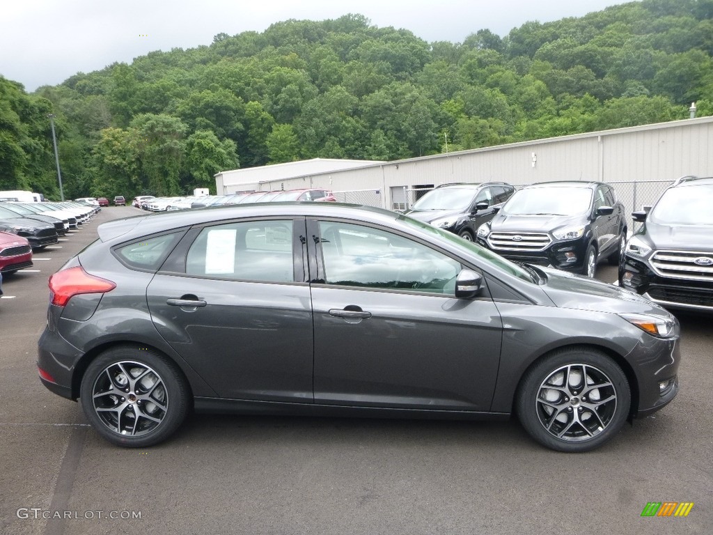 2017 Magnetic Ford Focus SEL Hatch 121808211 GTCarLot Car 2017-magnetic-ford-focus-sel-hatch-121808211-gtcarlot-car