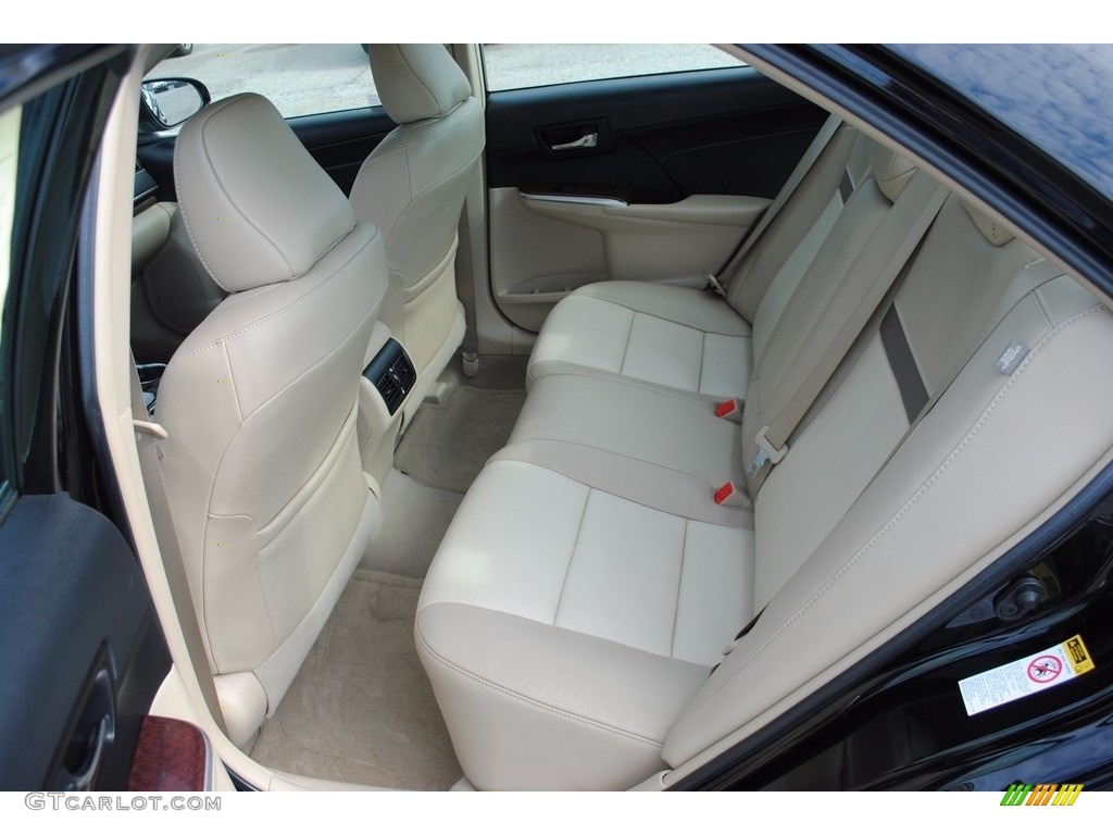2014 Camry XLE - Attitude Black Metallic / Ivory photo #24