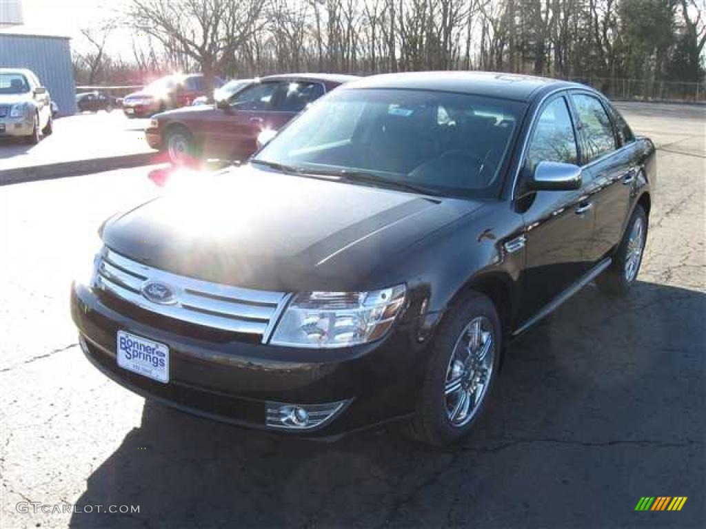 2009 Taurus Limited AWD - Tuxedo Black Metallic / Black photo #2