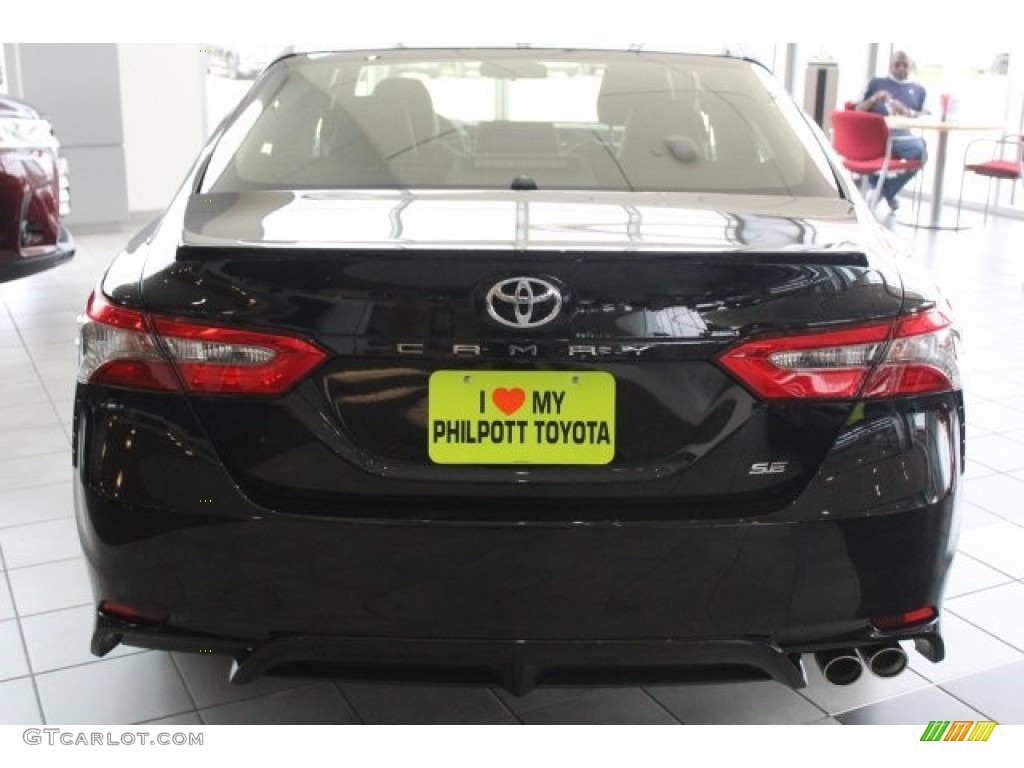2018 Camry SE - Midnight Black Metallic / Black photo #7