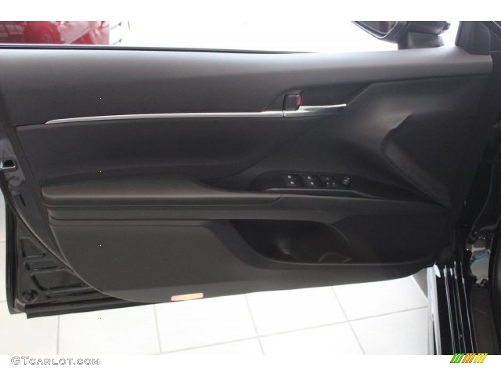 2018 Camry SE - Midnight Black Metallic / Black photo #10