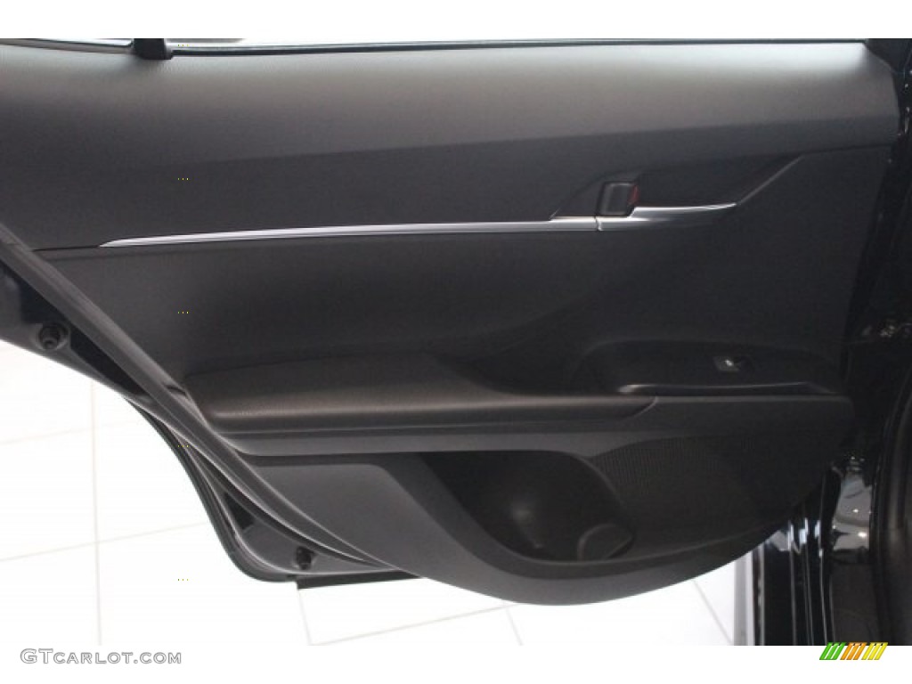 2018 Camry SE - Midnight Black Metallic / Black photo #21