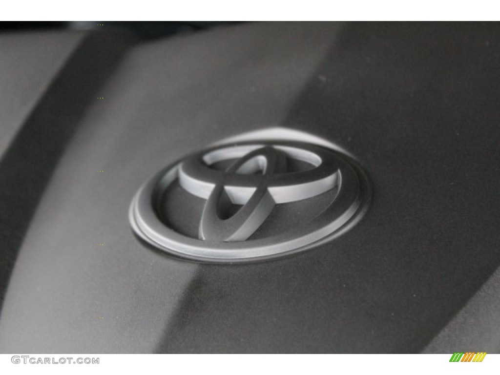 2018 Camry SE - Midnight Black Metallic / Black photo #28