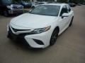 2018 Super White Toyota Camry SE  photo #1