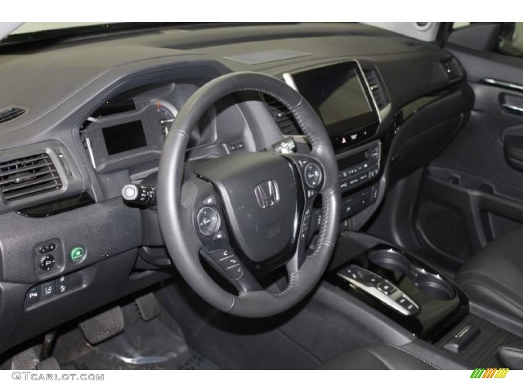 2016 Pilot Touring - Crystal Black Pearl / Black photo #13