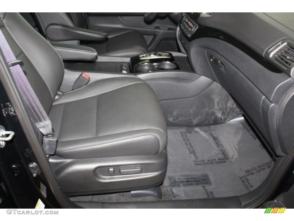 2016 Pilot Touring - Crystal Black Pearl / Black photo #36