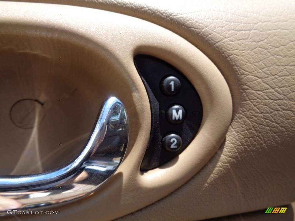 1997 XK XK8 Convertible - British Racing Green / Coffee photo #25