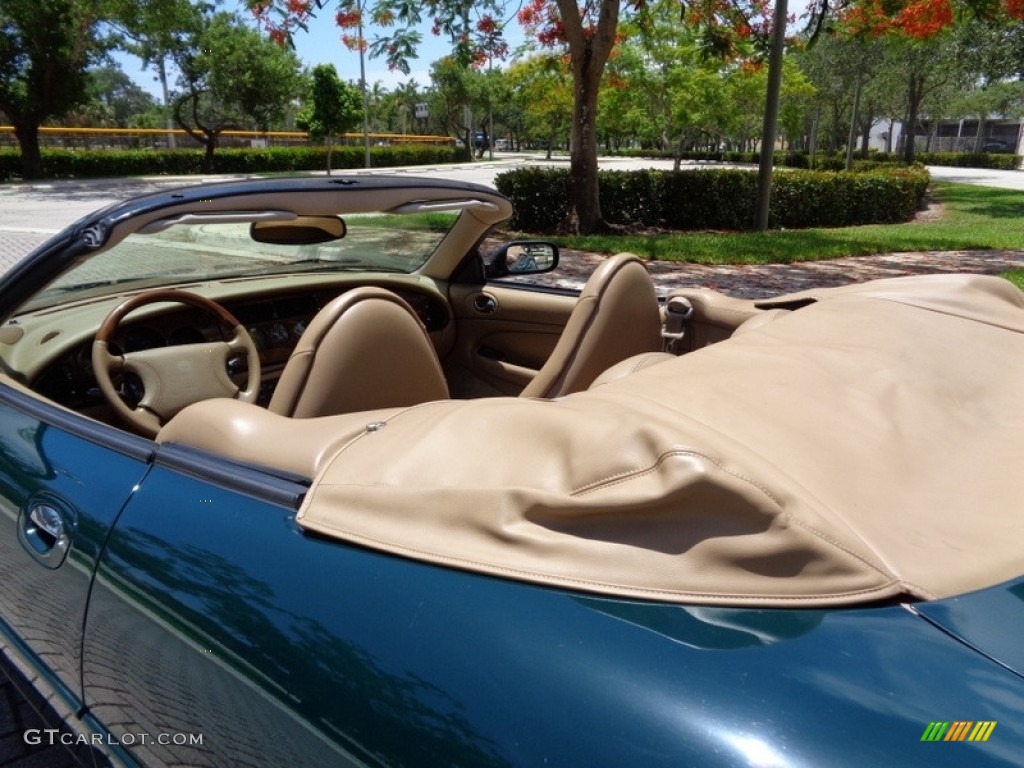 1997 XK XK8 Convertible - British Racing Green / Coffee photo #30