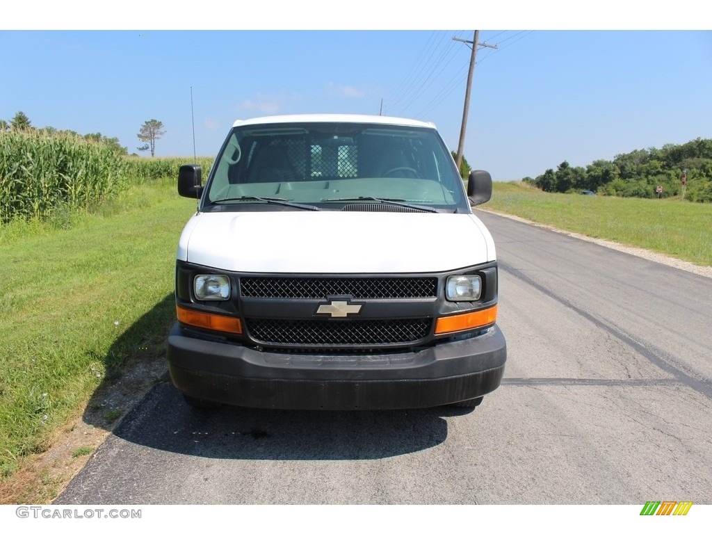 2009 Express 2500 Cargo Van - Summit White / Medium Pewter photo #12