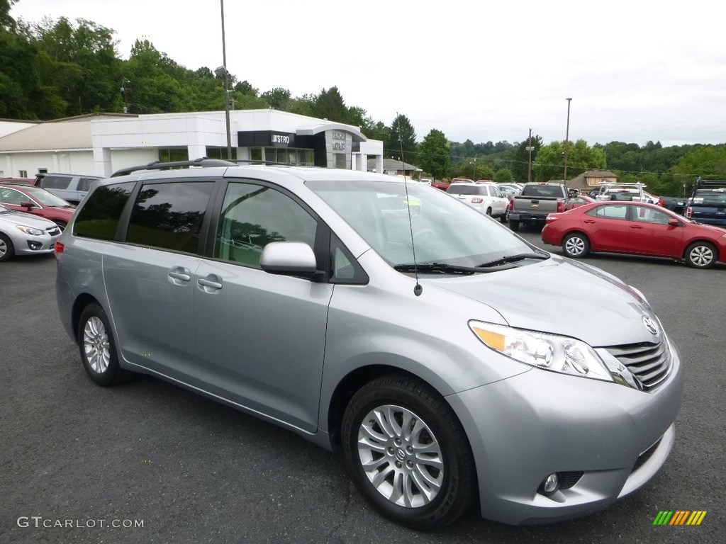 2014 Sienna XLE - Silver Sky Metallic / Light Gray photo #1