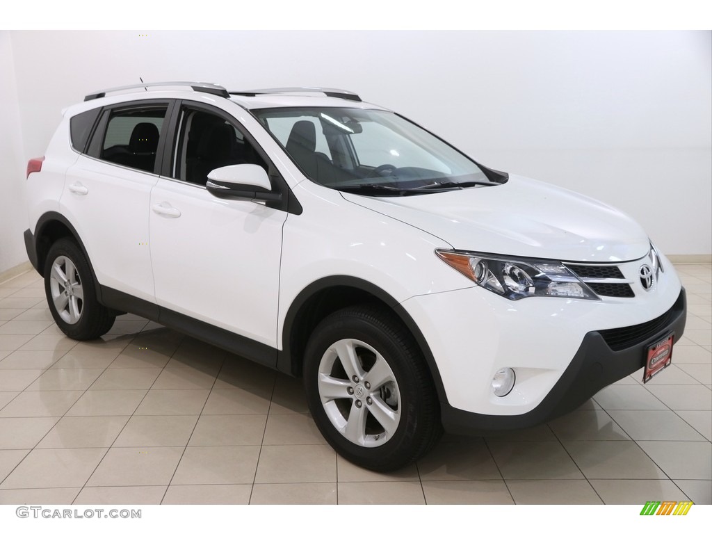 2014 RAV4 XLE AWD - Super White / Black photo #1