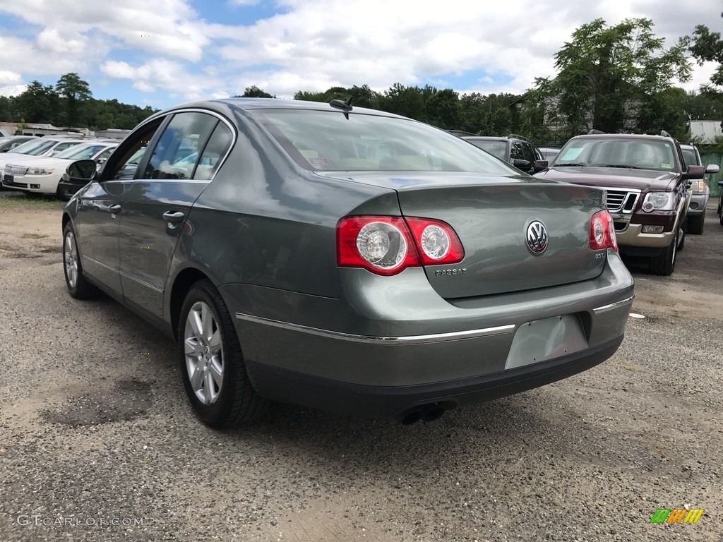 2006 Passat 2.0T Sedan - United Grey Metallic / Black photo #4