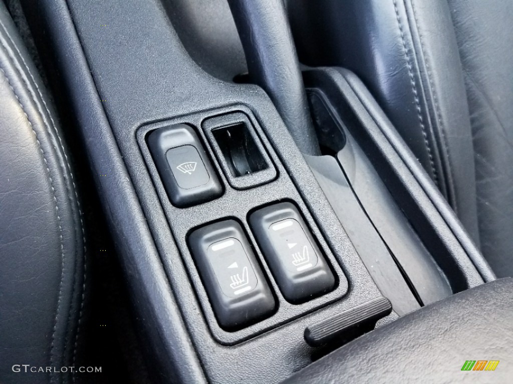1998 Subaru Legacy Outback Wagon Controls Photo #121857086