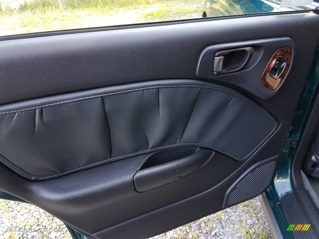 1998 Subaru Legacy Outback Wagon Door Panel Photos