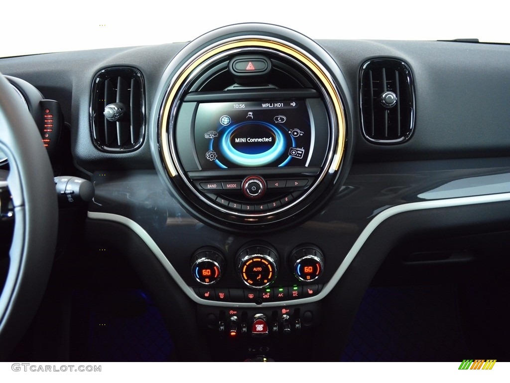 2017 Countryman Cooper S ALL4 - British Racing Green II Metallic / Carbon Black photo #13