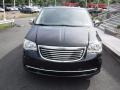Brilliant Black Crystal Pearl - Town & Country Touring - L Photo No. 5