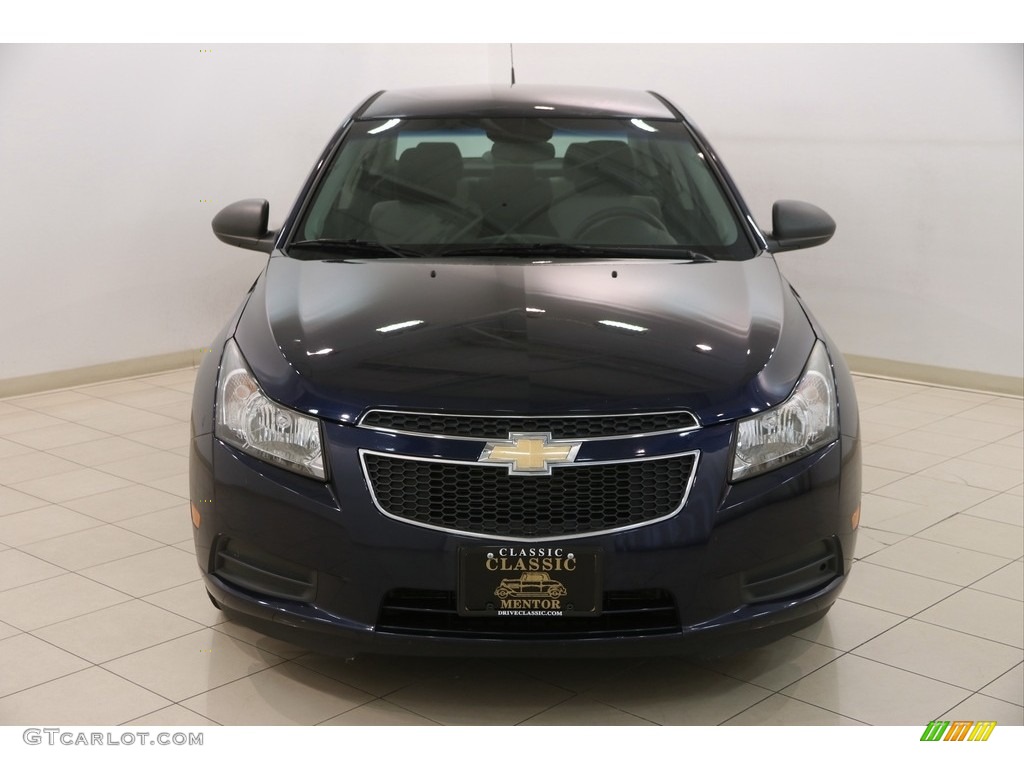 2011 Cruze LS - Imperial Blue Metallic / Jet Black/Medium Titanium photo #2