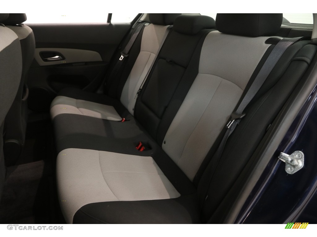 2011 Cruze LS - Imperial Blue Metallic / Jet Black/Medium Titanium photo #14
