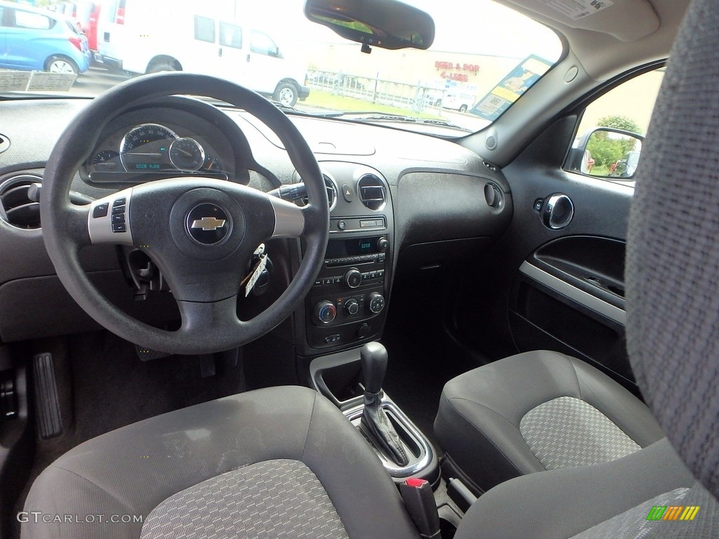 2009 HHR LS - Silver Ice Metallic / Ebony photo #10