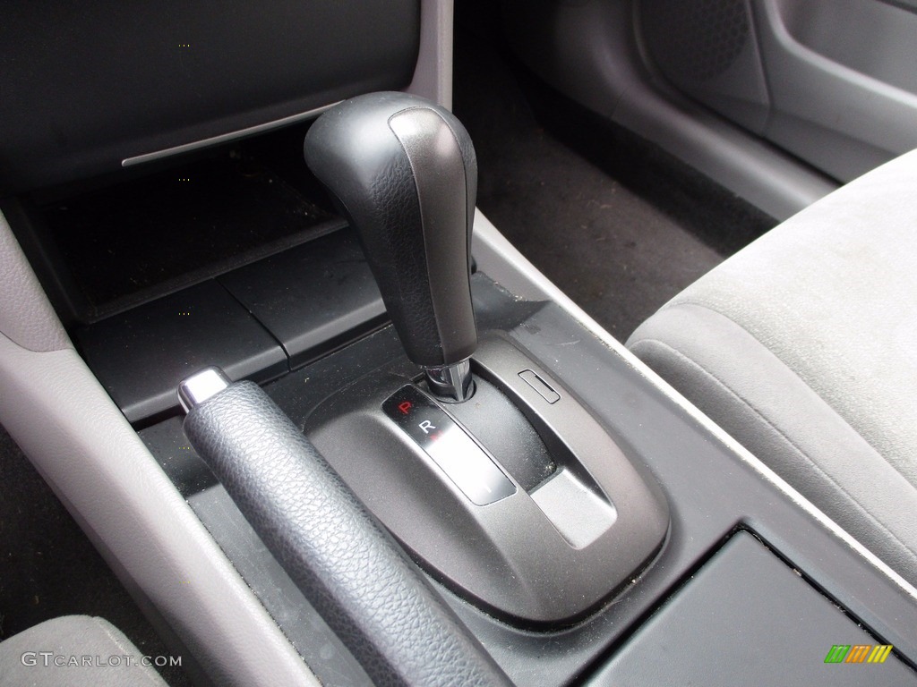 2009 Honda Accord LX Sedan Transmission Photos