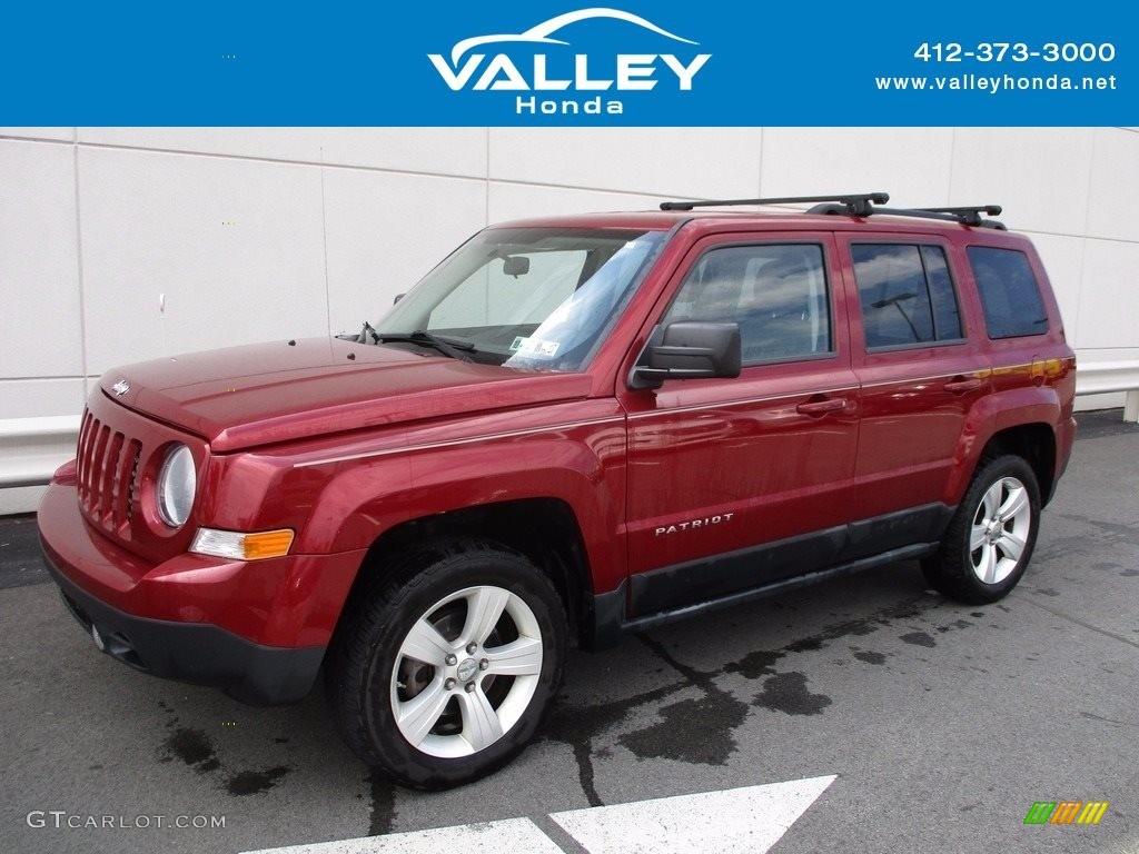 2011 Patriot Latitude 4x4 - Deep Cherry Red Crystal Pearl / Dark Slate Gray/Light Pebble photo #1